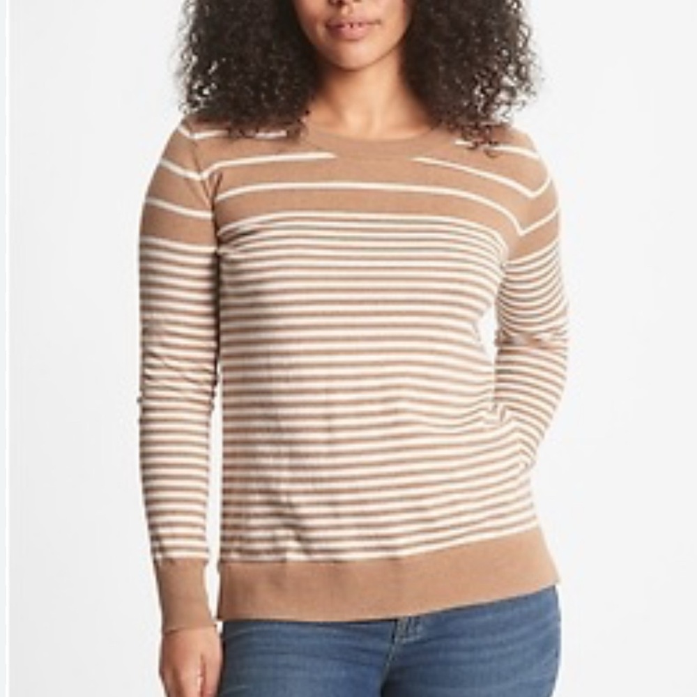 GAP Women's Brown Striped Sweater